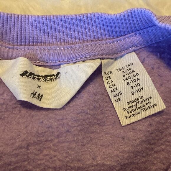 Small but mighty lavender sweatshirt - Picture 3 of 3